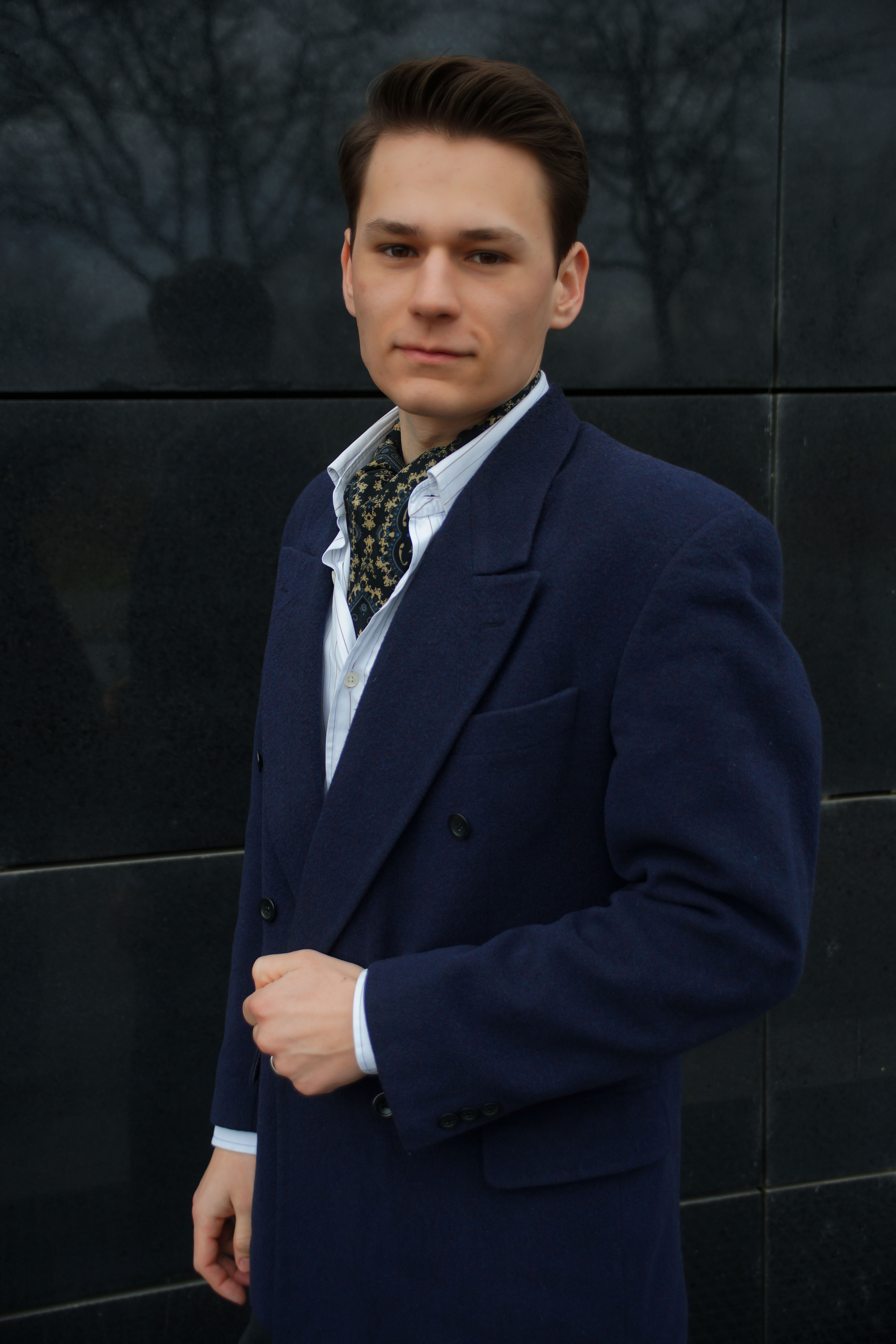 Mikka Ion Steinert – Portrait im Freien